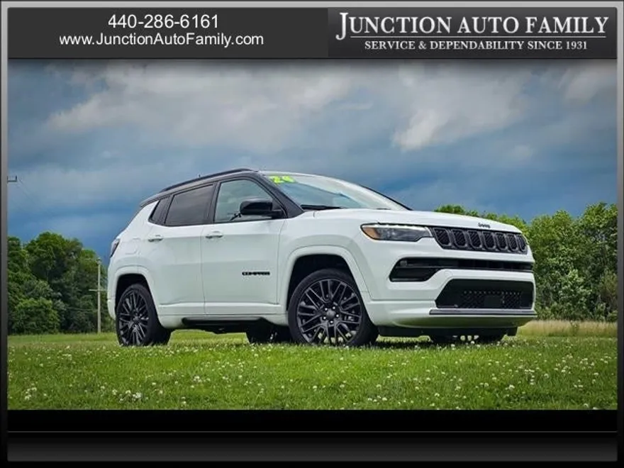 2024 Jeep Compass Limited photo 1