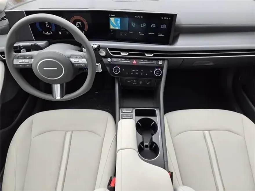 2025 Hyundai Sonata SEL photo 24