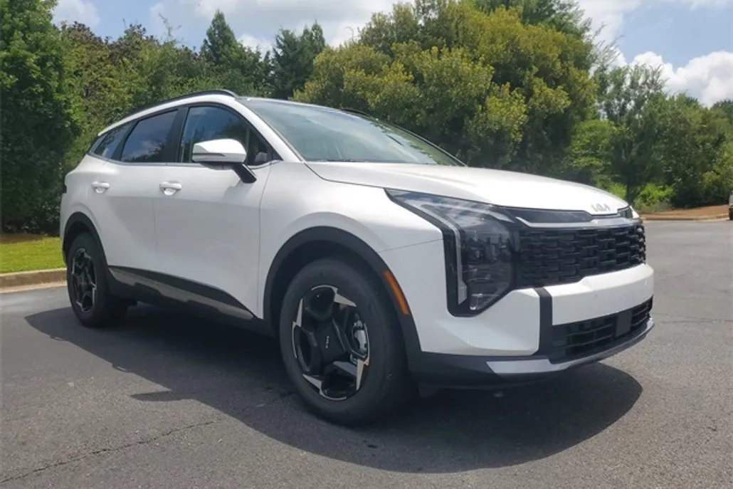 2026 Kia Sportage EX photo 1