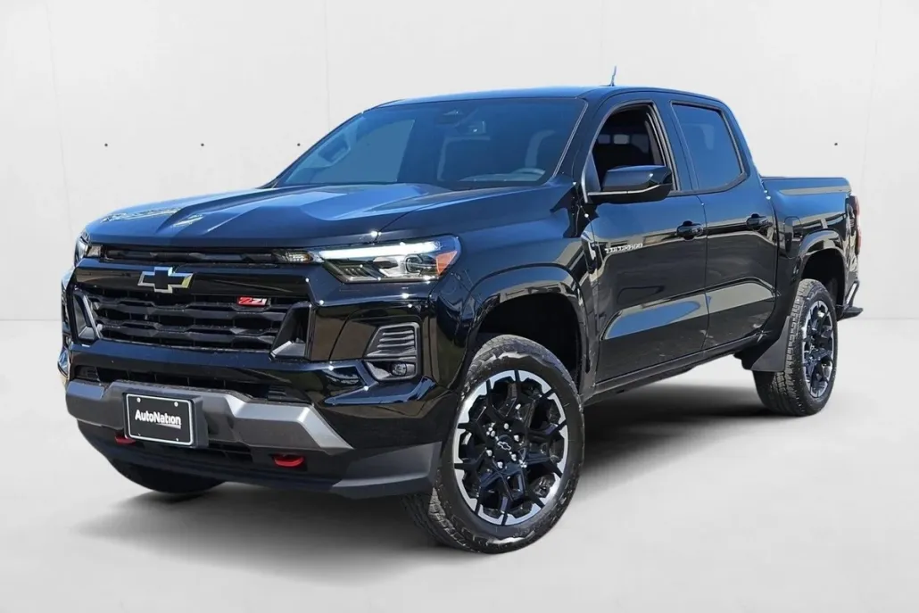 2026 Chevrolet Colorado Z71 photo 1