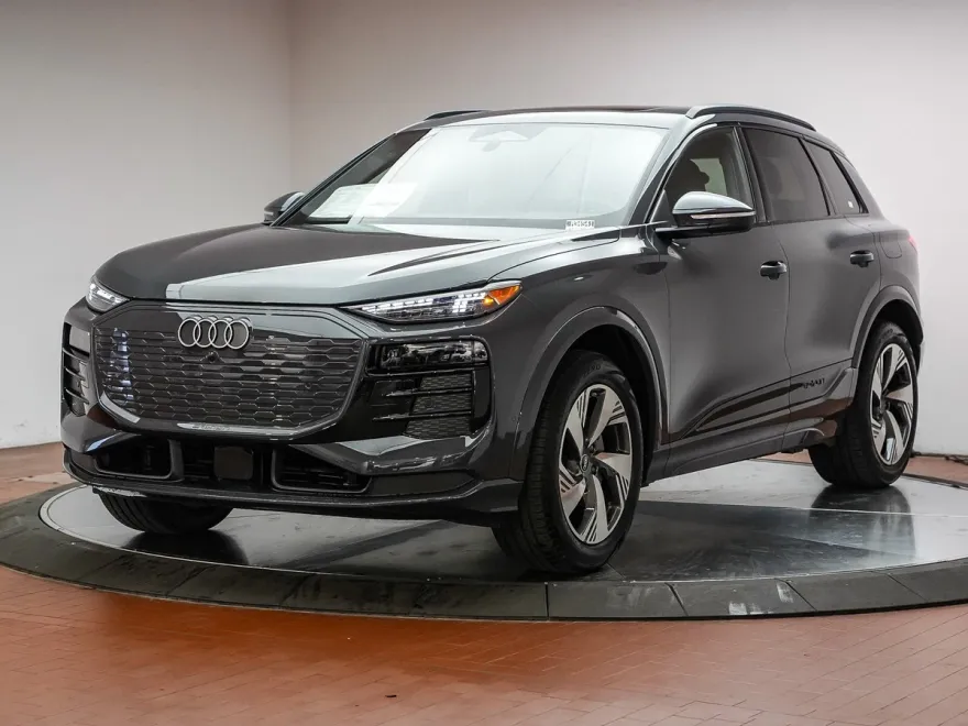 2025 Audi Q6 E-tron Premium Plus photo 1
