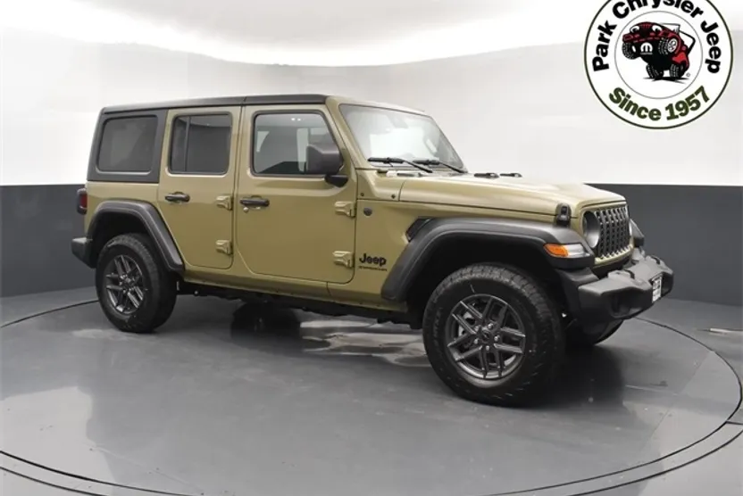 2025 Jeep Wrangler photo 1