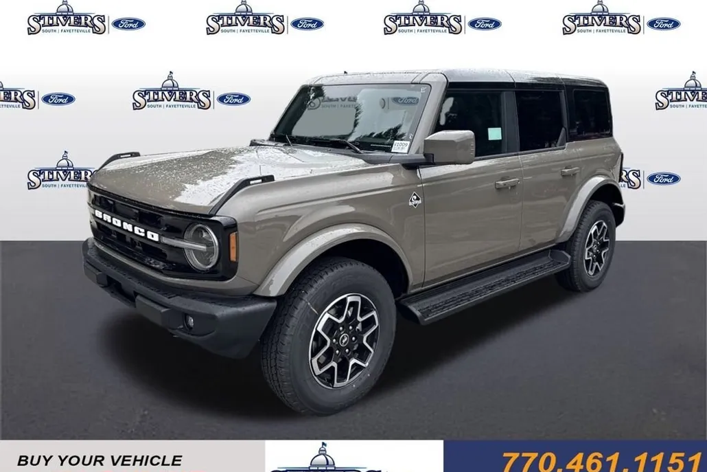 2025 Ford Bronco Outer Banks photo 1