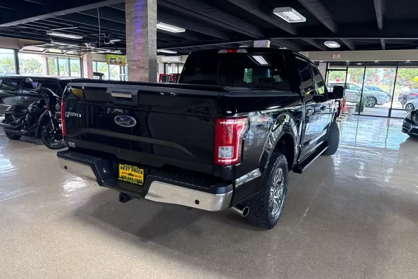 2016 Ford F-150 photo 1