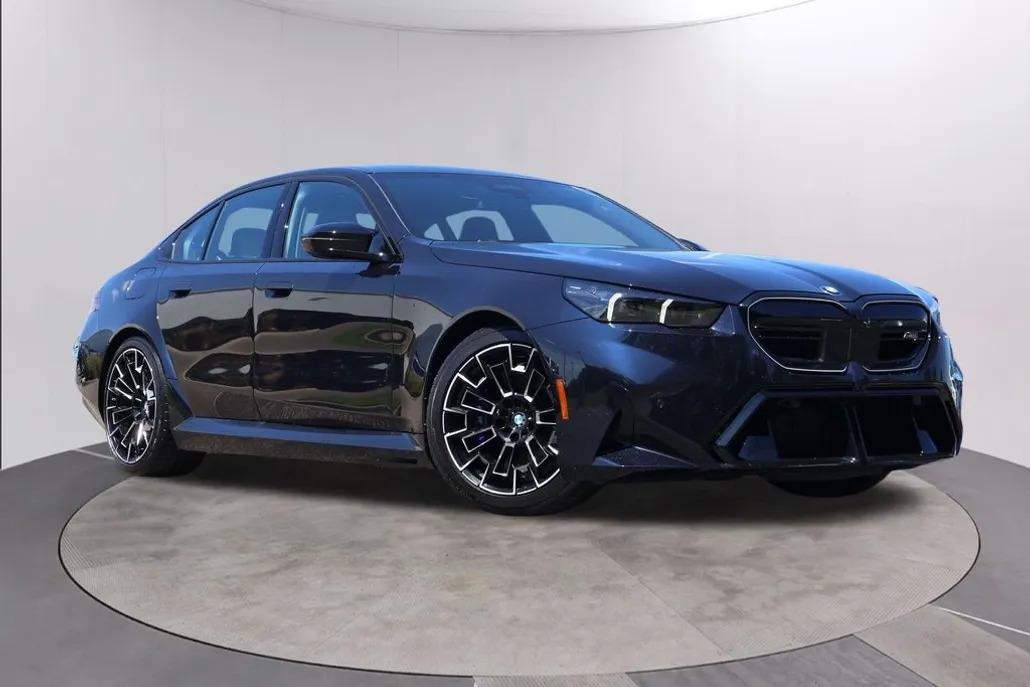 2026 Bmw M5 5 photo 1