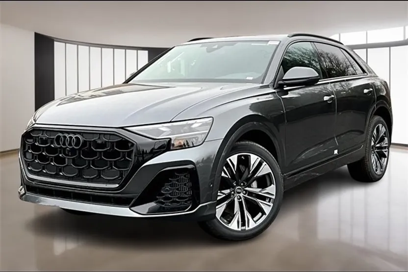2025 Audi Q8 photo 1