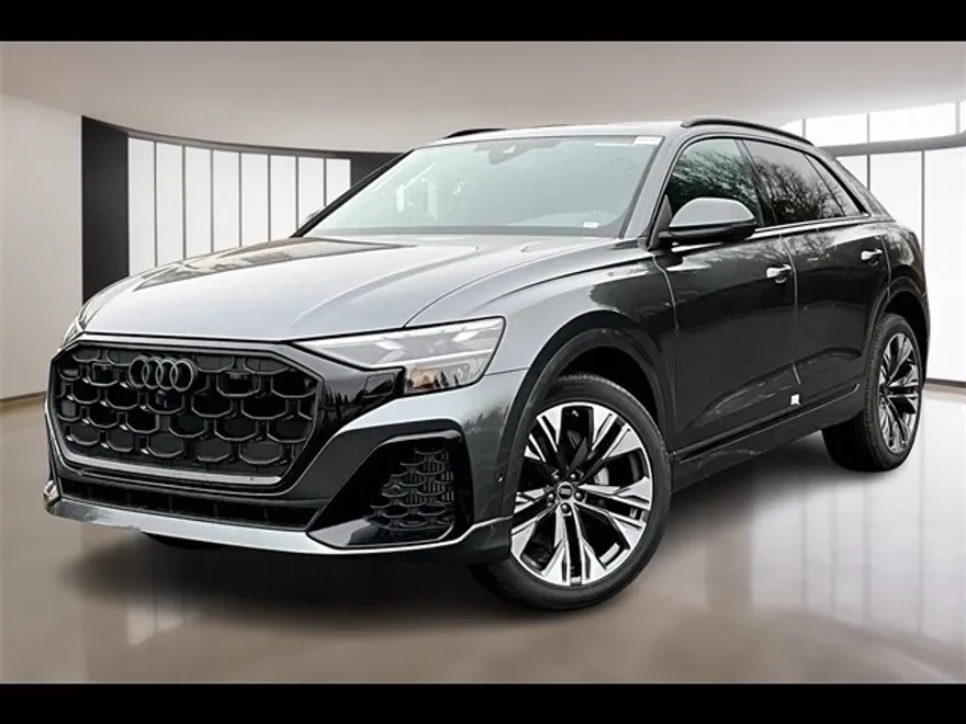 2025 Audi Q8 photo 1