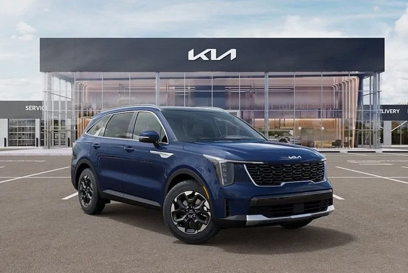 2025 Kia Sorento S photo 1