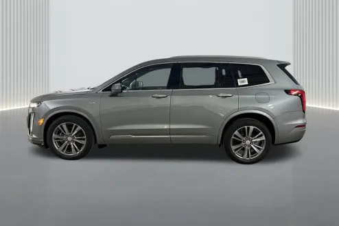 2025 Cadillac XT6 Premium Luxury photo 2