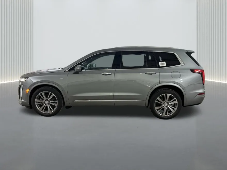 2025 Cadillac XT6 Premium Luxury photo 2