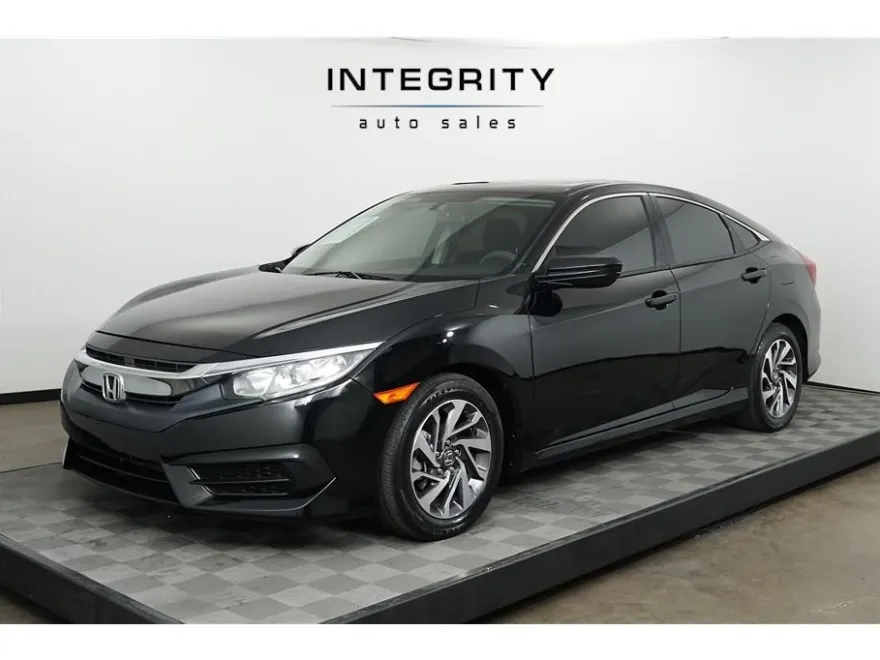 2018 Honda Civic EX photo 1