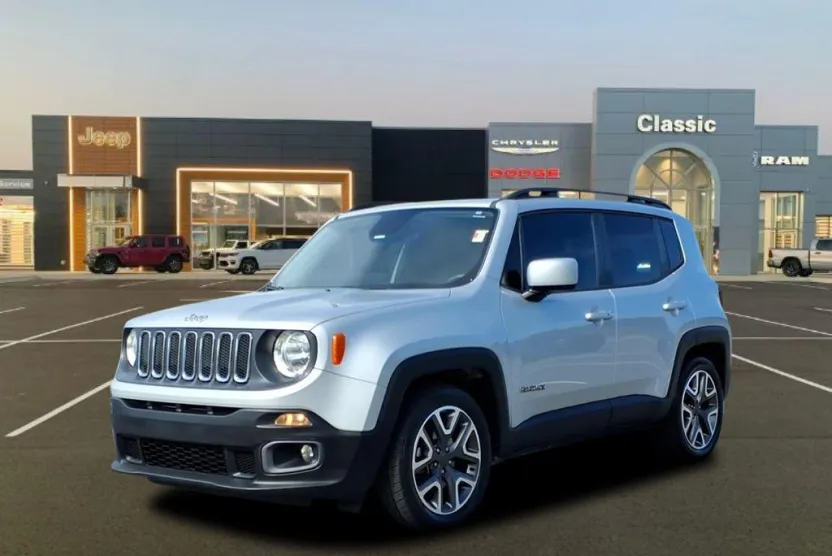 2017 Jeep Renegade Latitude North Edition photo 1