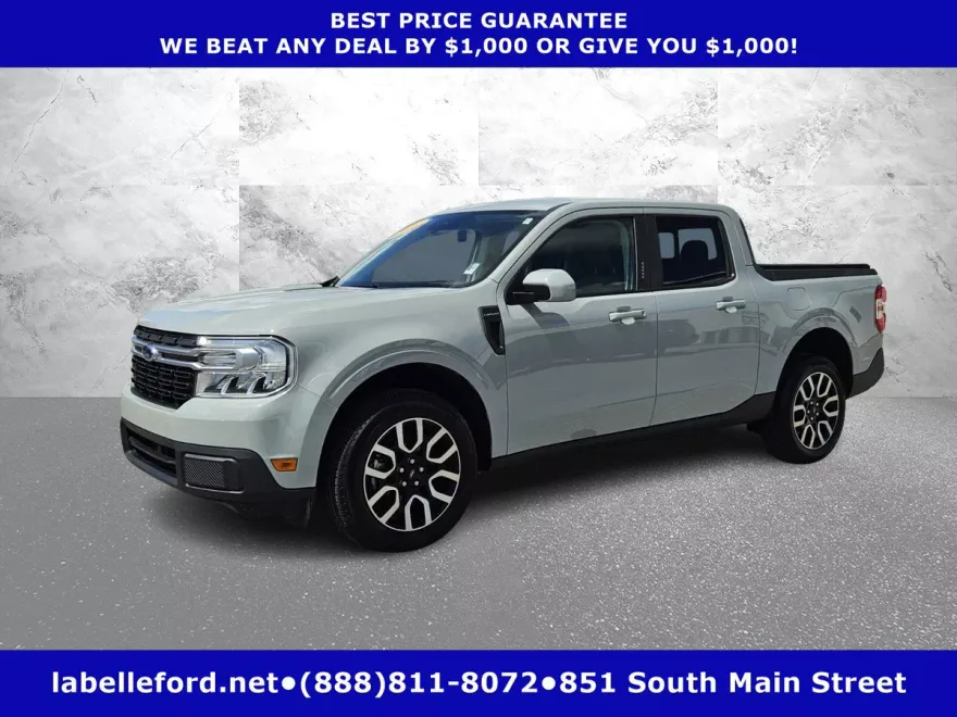 2022 Ford Maverick Lariat photo 1