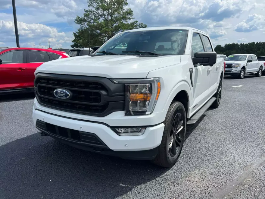 2021 Ford F-150 XLT photo 1