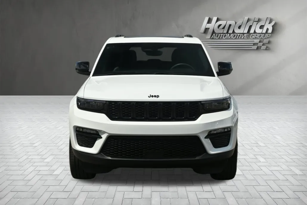 2024 Jeep Grand Cherokee Limited photo 1