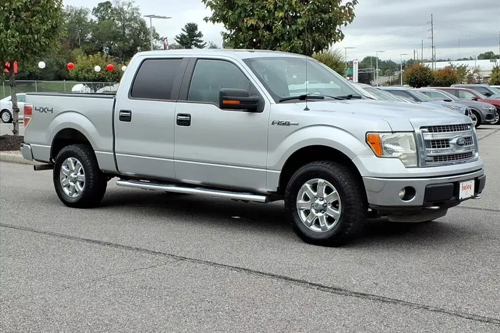 2013 Ford F-150 XLT photo 1
