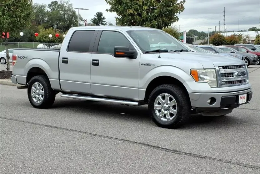 2013 Ford F-150 XLT photo 1