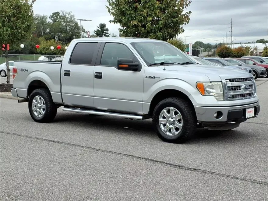 2013 Ford F-150 XLT photo 1