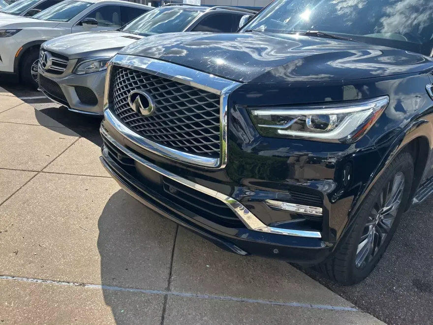2022 Infiniti QX80 Sensory photo 1