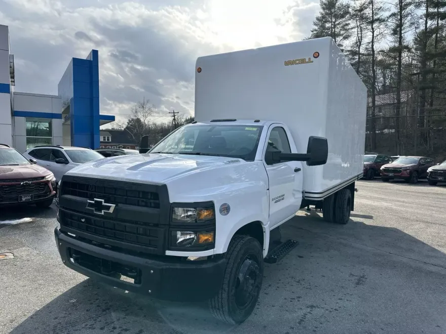 2023 Chevrolet Silverado 4500HD Work Truck photo 1