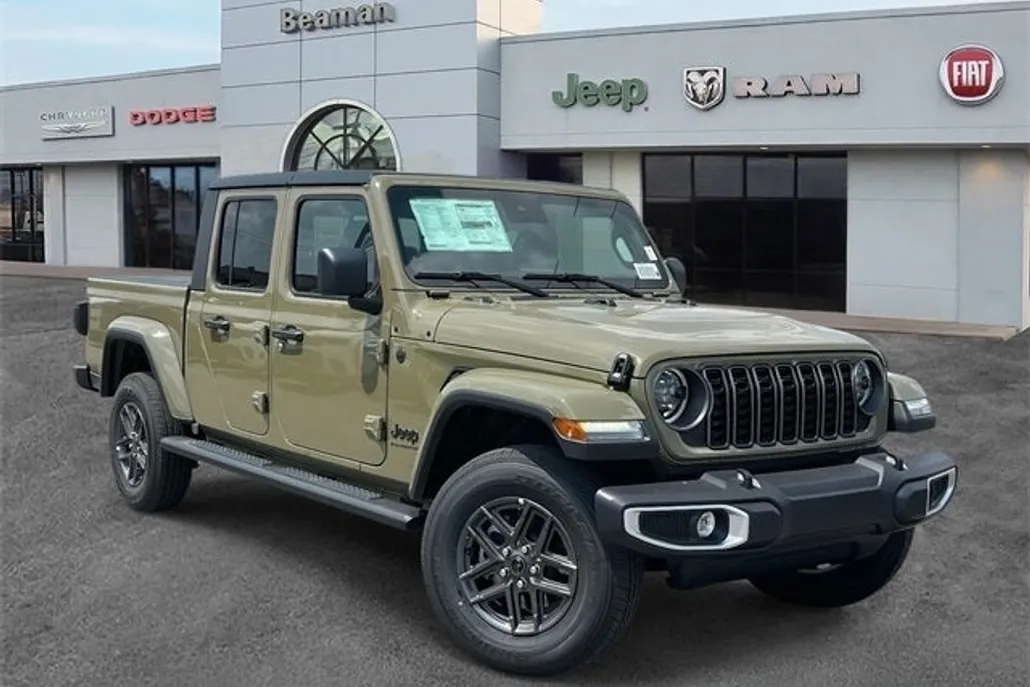 2025 Jeep Gladiator Sport photo 1