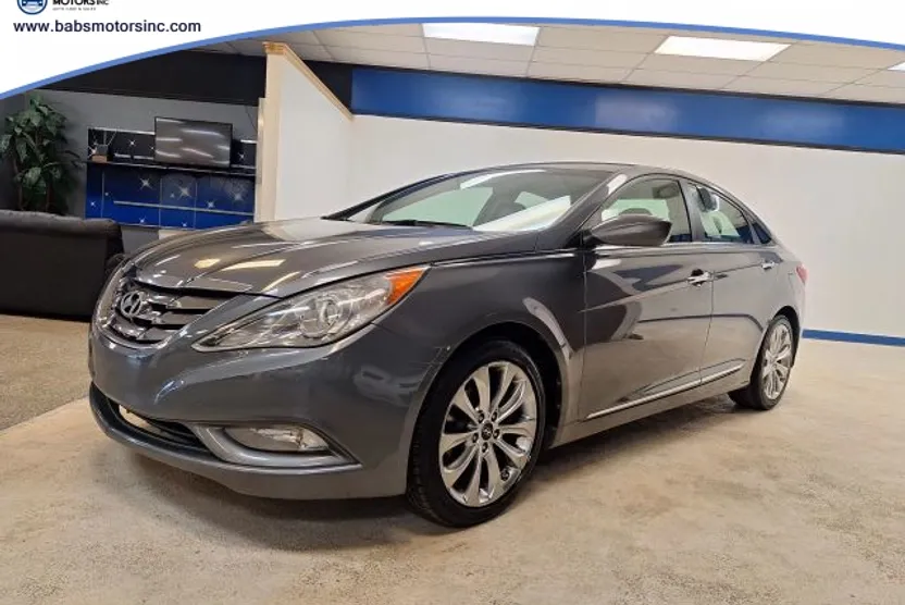 2011 Hyundai Sonata photo 1