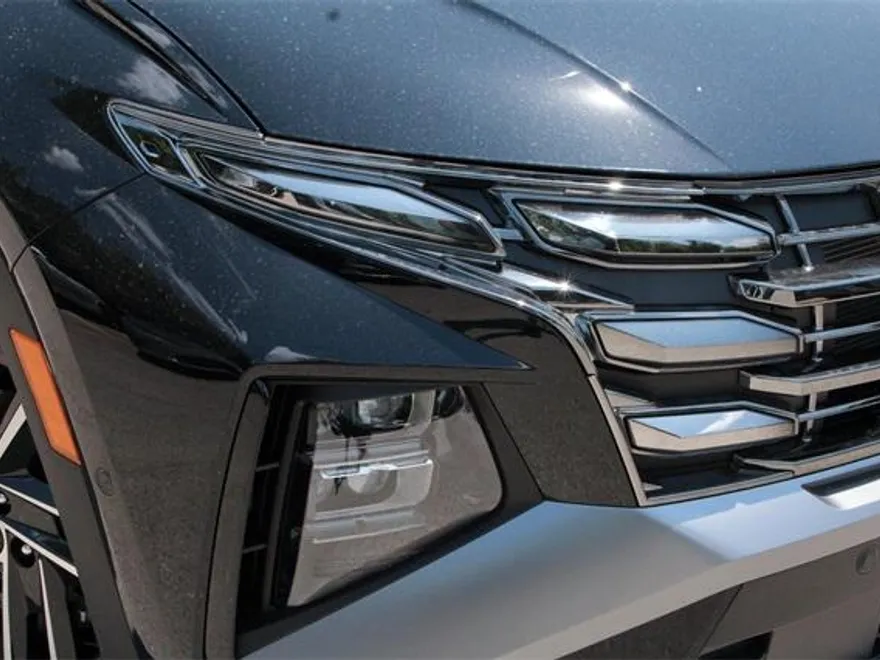 2025 Hyundai Tucson Limited photo 1