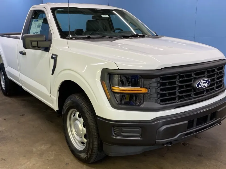 2025 Ford F-150 XL photo 1