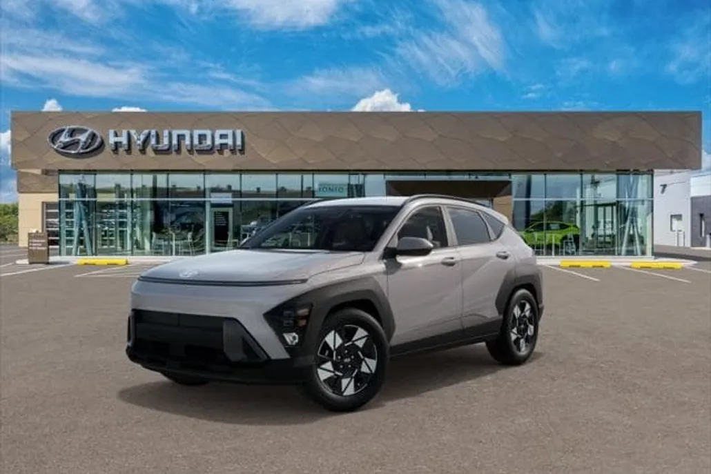 2025 Hyundai Kona SEL photo 1