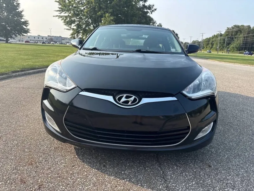 2014 Hyundai Veloster photo 1