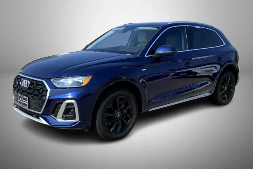 2022 Audi Q5 45 S line Premium photo 1