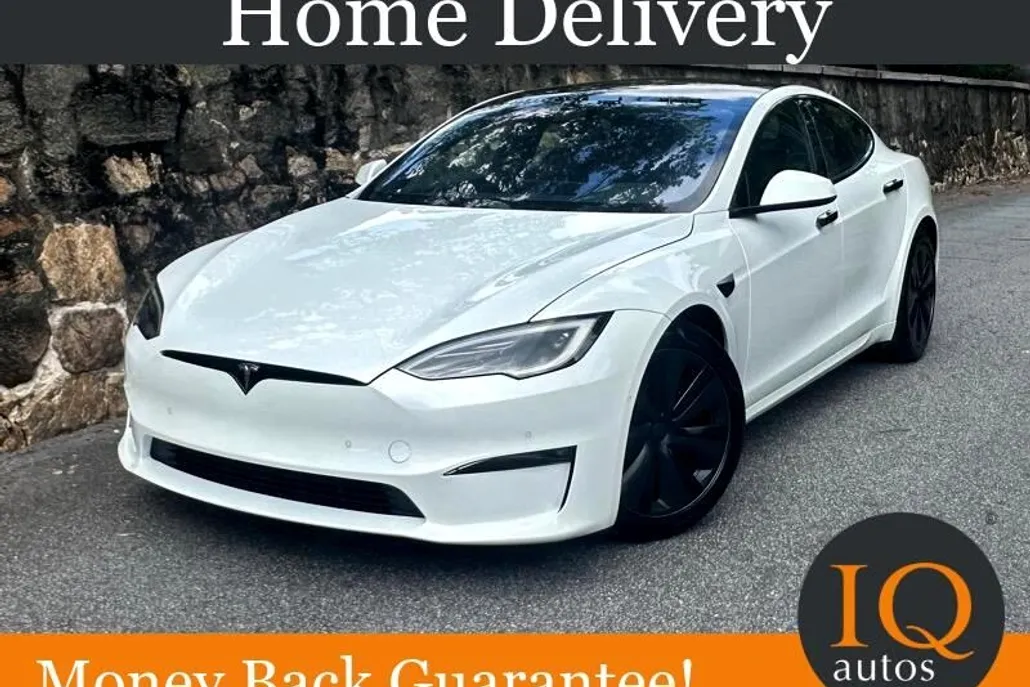 2022 Tesla Model S Plaid photo 1