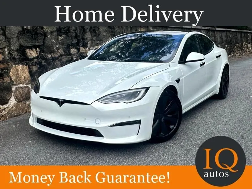 2022 Tesla Model S Plaid photo 1