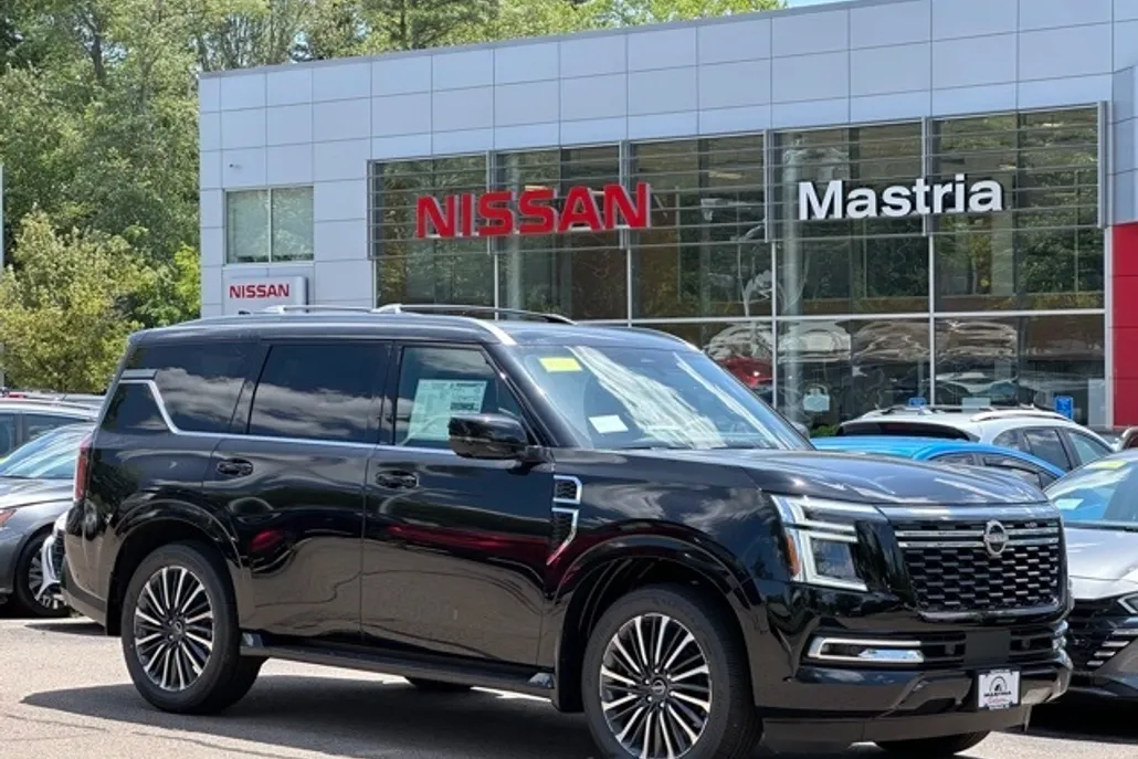 2025 Nissan Armada Platinum Reserve photo 1