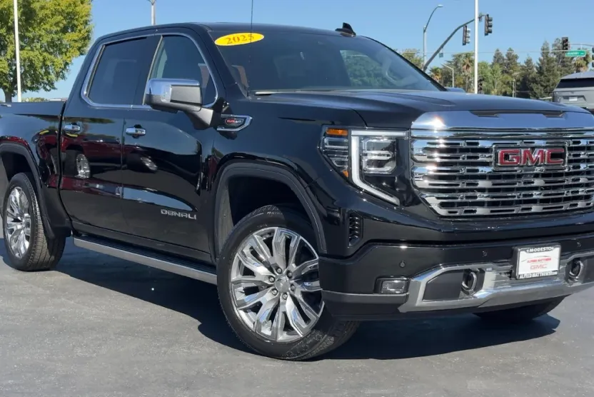 2025 Gmc Sierra Denali photo 1