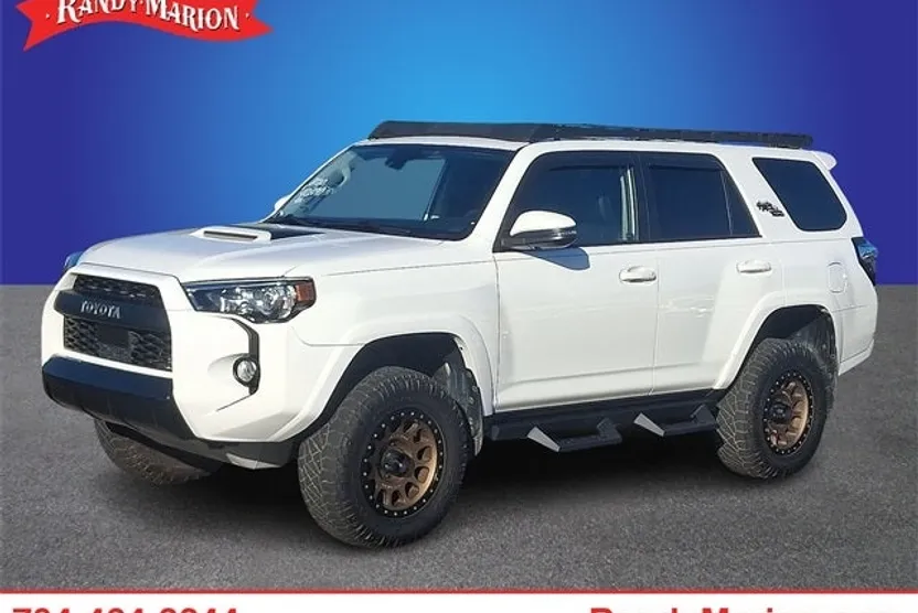 2020 Toyota 4Runner TRD Off-Road Premium photo 1