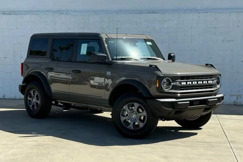 2025 Ford Bronco Big Bend photo 1