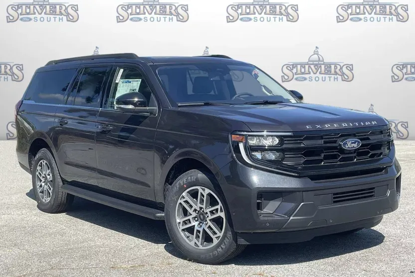 2025 Ford Expedition MAX photo 1