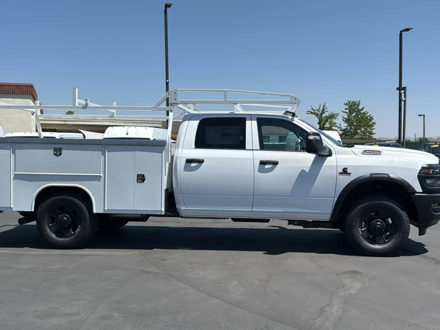 2025 Ram 3500 Tradesman photo 1