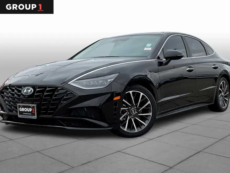 2022 Hyundai Sonata Limited photo 1