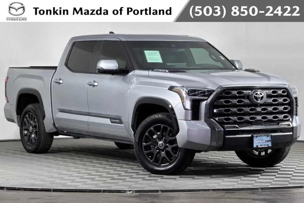 2024 Toyota Tundra Platinum CrewMax photo 1