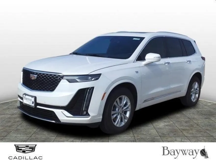 2024 Cadillac XT6 Luxury photo 1