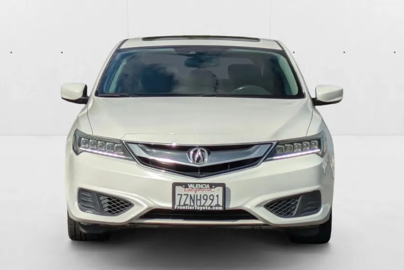 2017 Acura ILX Premium photo 1