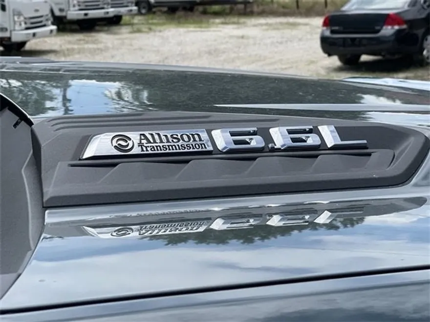 2025 Chevrolet Silverado 2500HD LT photo 31