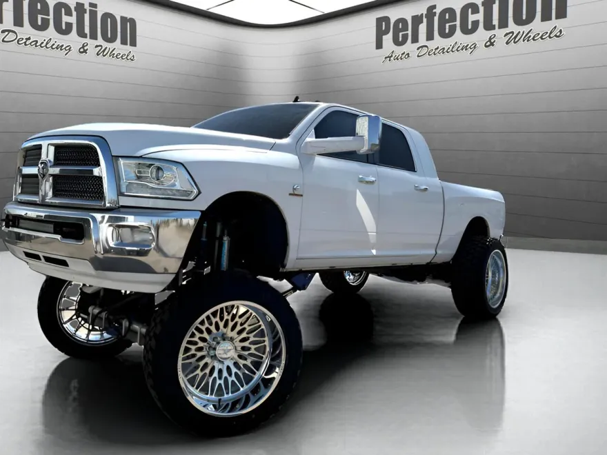 2014 Ram 2500 Longhorn photo 1