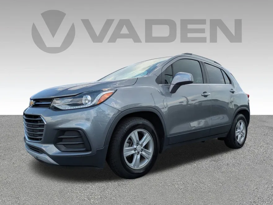 2020 Chevrolet Trax LT photo 1