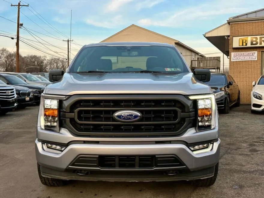 2021 Ford F-150 XLT photo 1