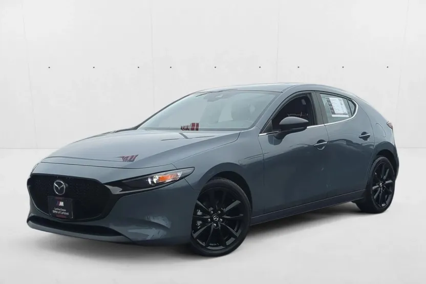 2023 Mazda Mazda3 Hatchback 2.5 s Carbon photo 1