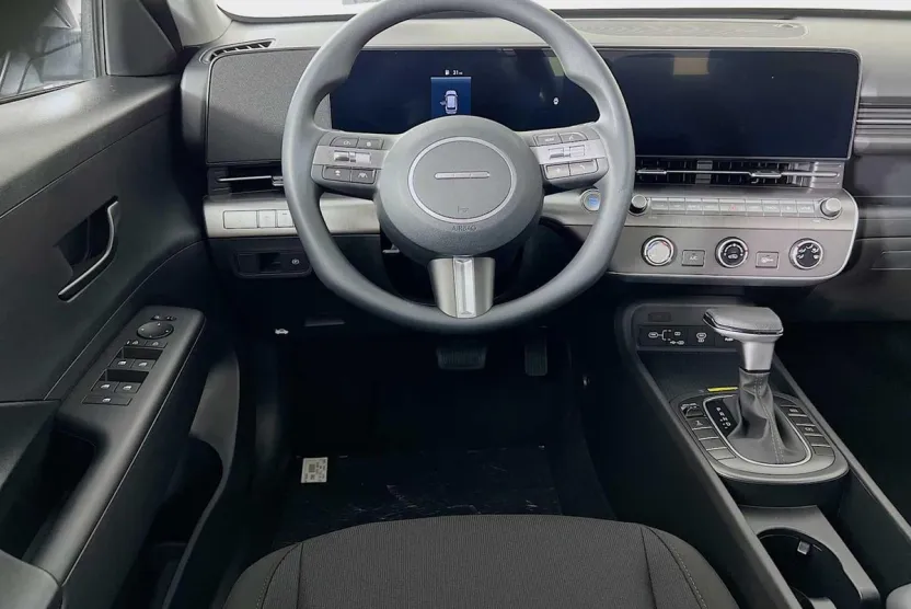 2026 Hyundai Kona SE photo 1