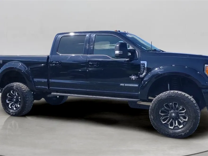 2018 Ford F-250 Lariat photo 1